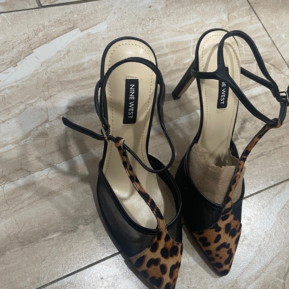 Nine West Black and Leopard Print Heels - Picture 4 of 4